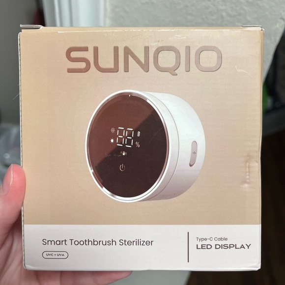 Sunqio NEW 3-in-1 Smart Toothbrush Cleaner Holder - Picture 1 of 4